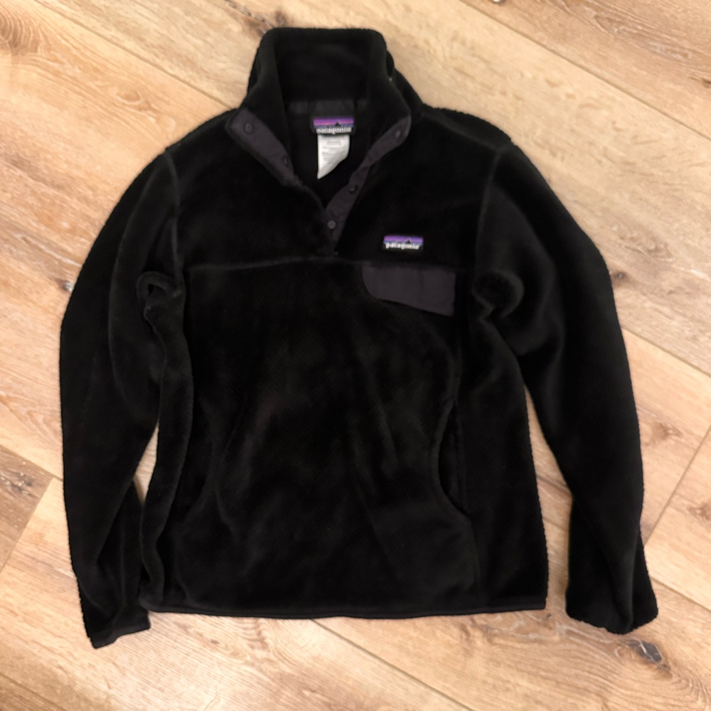 Patagonia black fleece sweater